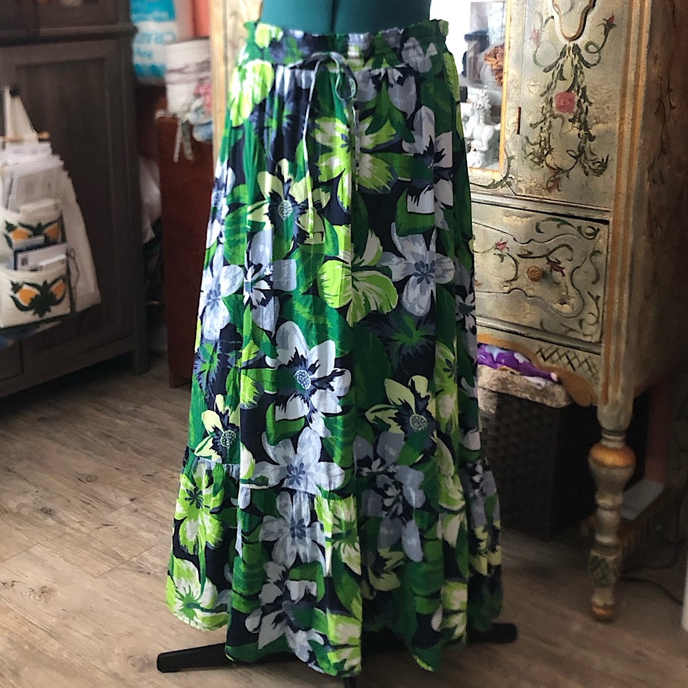 Aerie maxi skirt NWT